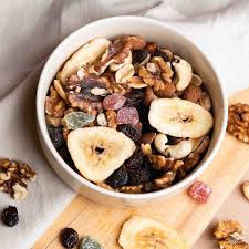 snack crocante de frutos secos en frasco